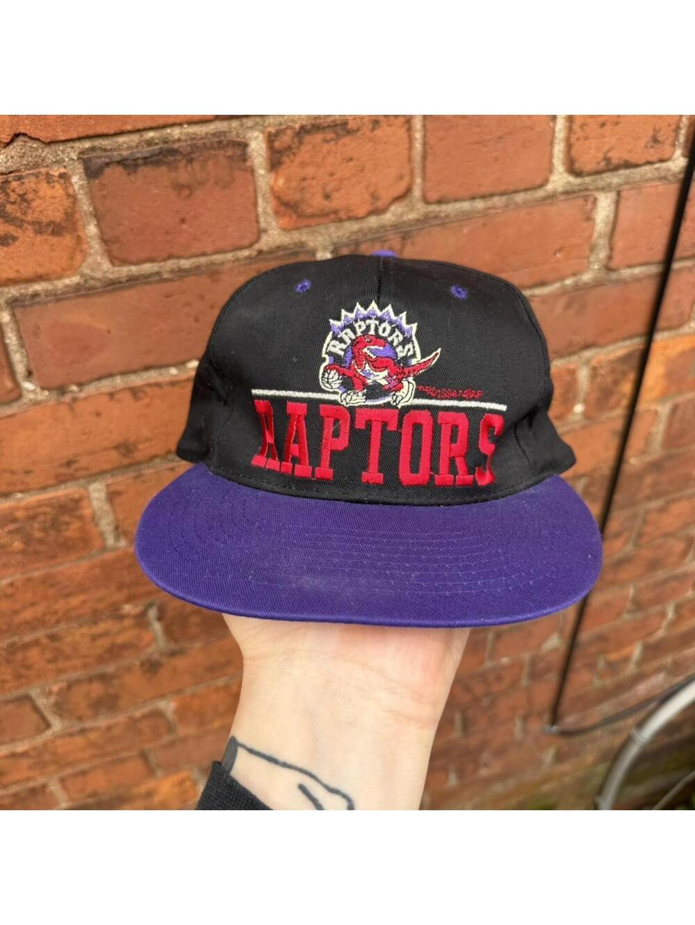 vintage Toronto raptors snap back hat /5000 OS 90s